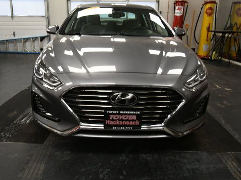 Used 2018 Hyundai Sonata SEL w/ Cargo Package image 3