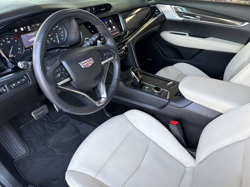 Used 2020 Cadillac XT6 Sport AWD/4WD image 10