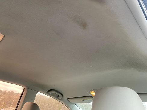 Used 2012 Toyota Prius Three image 19