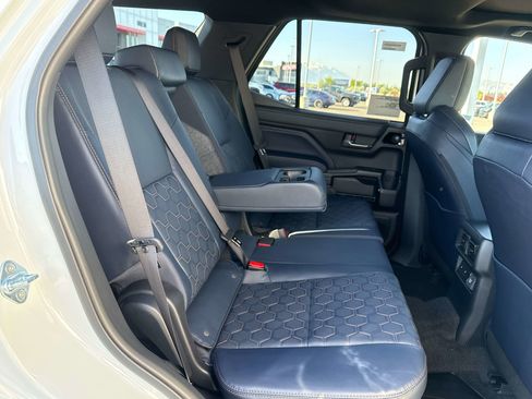 New 2026 Toyota 4Runner 4WD image 14