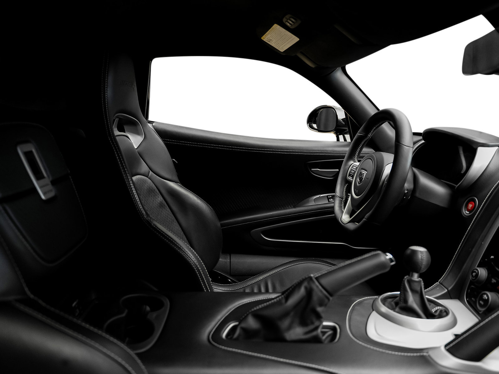 Used 2013 SRT Viper GTS w/ GTS Laguna Interior Pkg RWD image 52