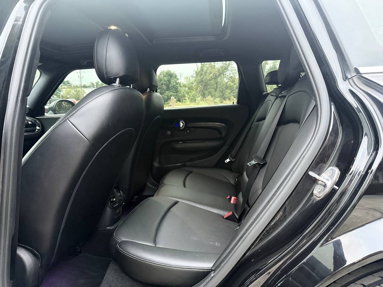 Used 2017 MINI Cooper Clubman ALL4 AWD/4WD image 14