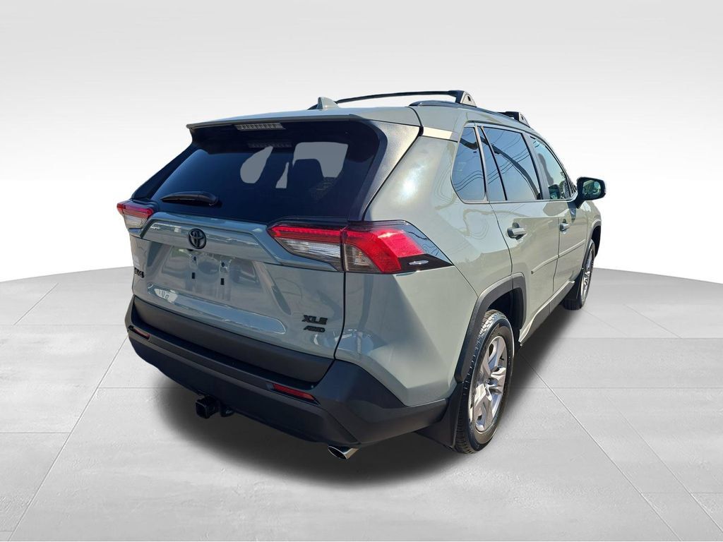 Used 2023 Toyota RAV4 XLE w/ Convenience Package AWD/4WD image 6