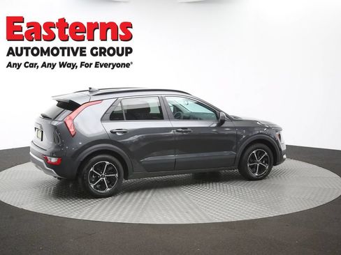 Used 2025 Kia Niro LX FWD image 41
