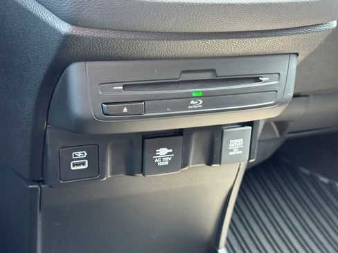 Used 2023 Honda Odyssey Touring image 30