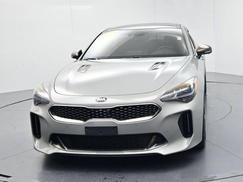 Used 2019 Kia Stinger GT2 AWD/4WD image 3