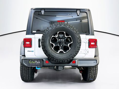 Used 2021 Jeep Wrangler Rubicon w/ Cold Weather Group image 7