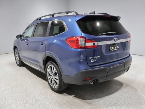 Used 2022 Subaru Ascent Limited w/ Technology Package AWD/4WD image 5