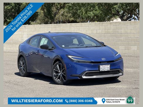 Used 2024 Toyota Prius XLE FWD image 1