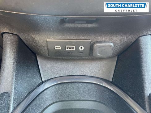 Used 2025 Chevrolet Malibu LT FWD image 6