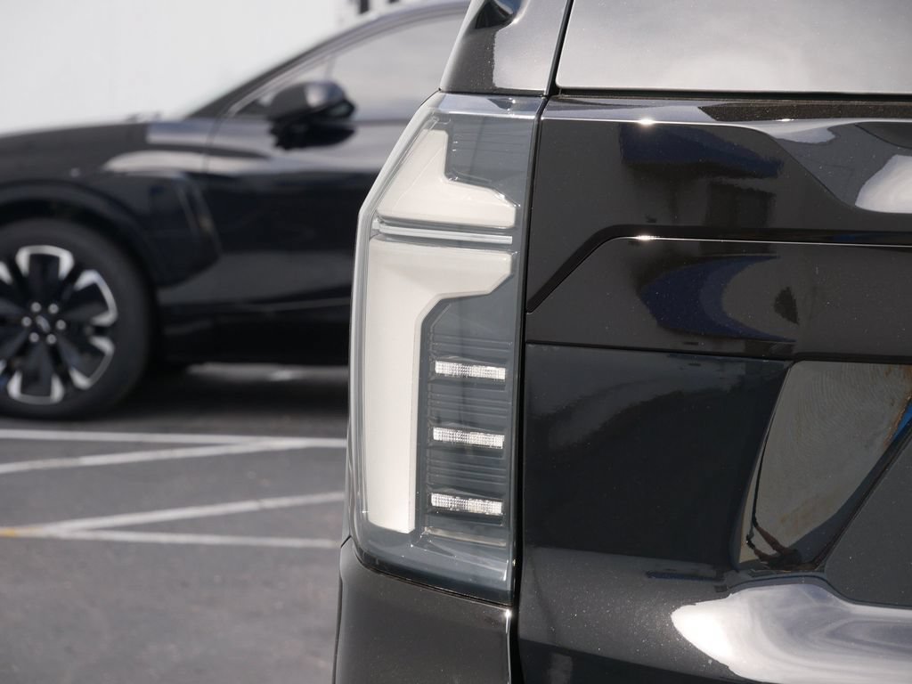 New 2026 Chevrolet Tahoe High Country AWD/4WD image 5