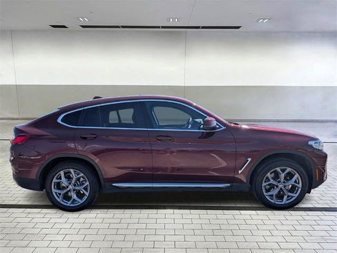 Used 2025 BMW X4 xDrive30i image 6
