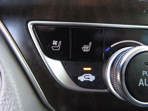 Certified 2020 Honda Accord Touring image 21