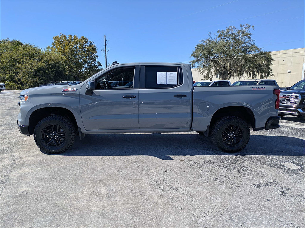 Used 2024 Chevrolet Silverado 1500 LT Trail Boss w/ Protection Package AWD/4WD image 7