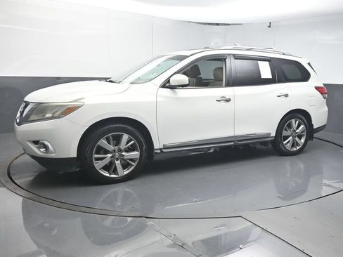 Used 2014 Nissan Pathfinder Platinum w/ Platinum Premium Package AWD/4WD image 4