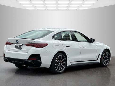 Used 2026 BMW i4 eDrive40 w/ M Sport Package image 6