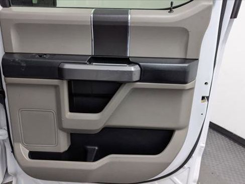 Used 2019 Ford F150 XLT w/ Trailer Tow Package AWD/4WD image 18