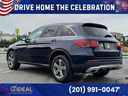 Used 2021 Mercedes-Benz GLC 300 4MATIC image 4
