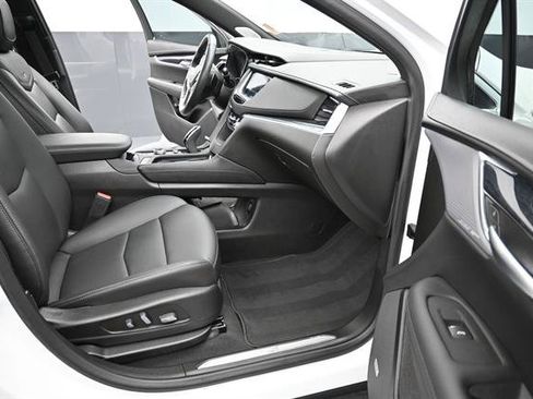 Used 2023 Cadillac XT5 Premium Luxury FWD image 22