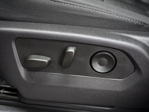 Used 2025 Chevrolet Silverado 3500 LT w/ Convenience Package image 6