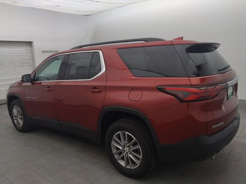 Used 2023 Chevrolet Traverse LT FWD image 3