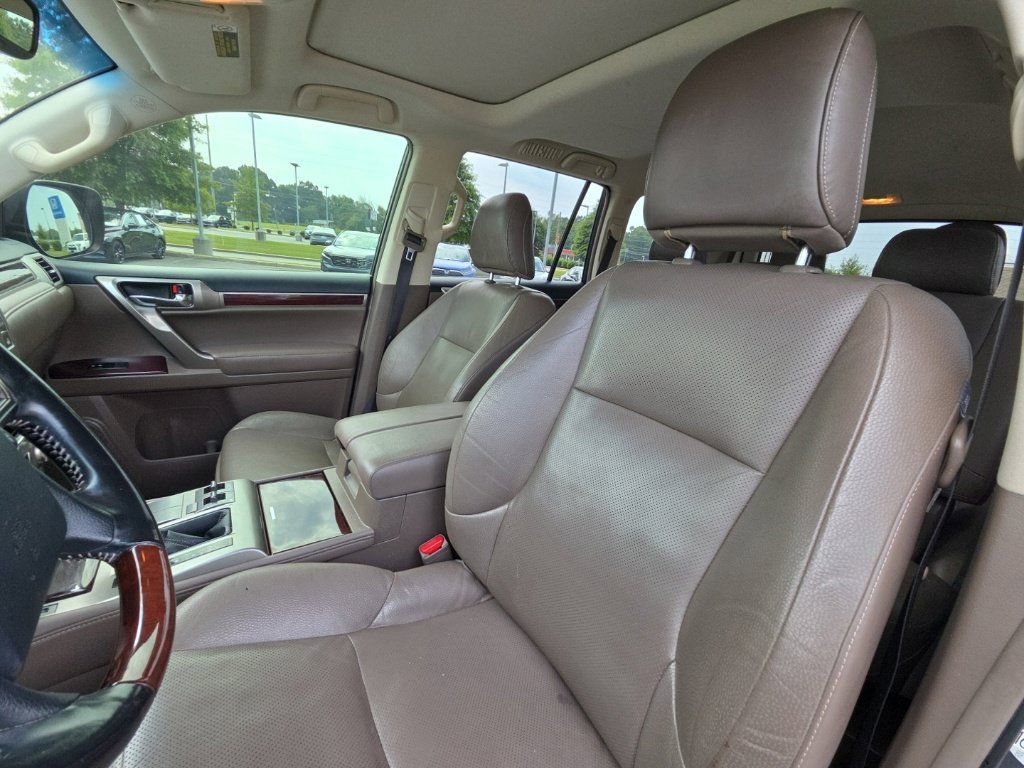 Used 2018 Lexus GX 460 Premium w/ Premium Package AWD/4WD image 30