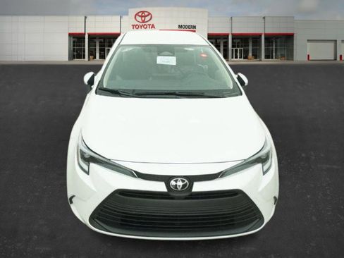 New 2026 Toyota Corolla LE image 3