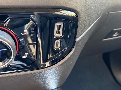 Used 2022 Chevrolet Silverado 1500 RST image 26