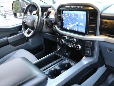 Used 2022 Ford F150 XLT w/ Equipment Group 302A High AWD/4WD image 14