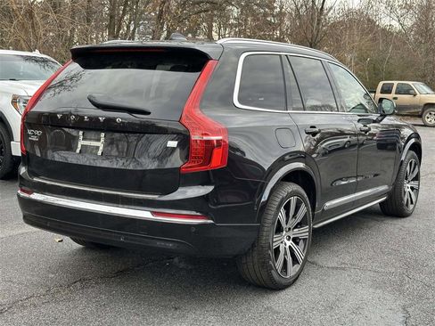 Used 2024 Volvo XC90 T8 Plus image 2