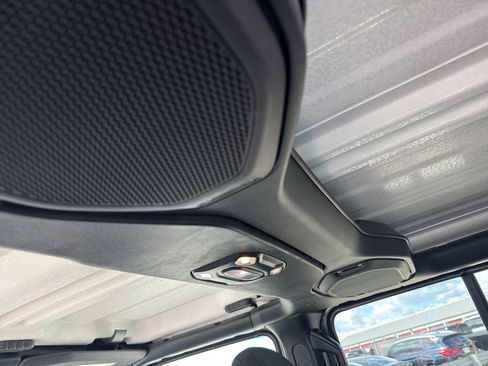 Used 2023 Jeep Gladiator Sport AWD/4WD image 27