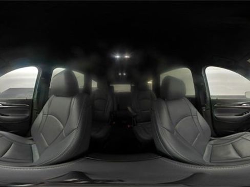 Used 2024 Buick Enclave Premium image 30