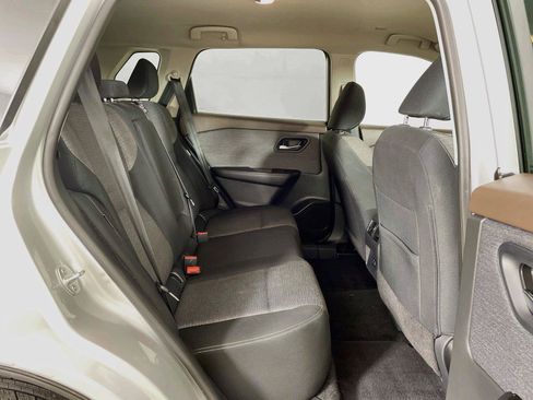 Used 2023 Nissan Rogue SV AWD/4WD image 24