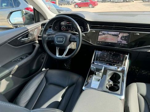Used 2023 Audi Q8 Prestige image 35