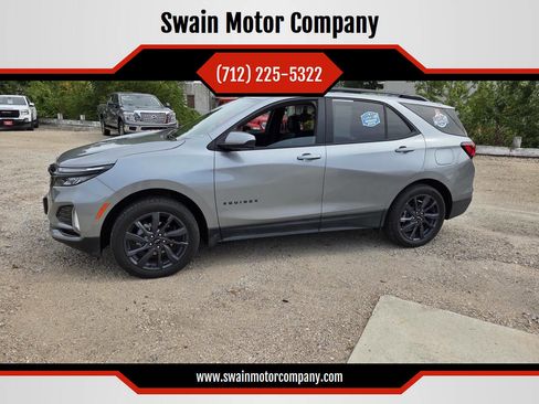 Used 2024 Chevrolet Equinox RS image 1