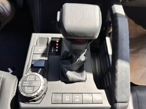 New 2026 Toyota 4Runner TRD Off-Road Premium AWD/4WD image 37