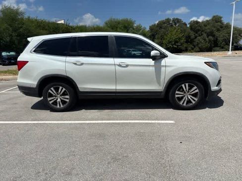 Used 2017 Honda Pilot EX-L image 6