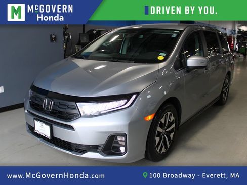 Certified 2026 Honda Odyssey EX-L image 1