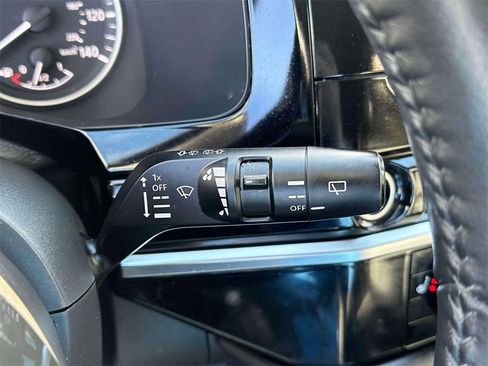 Certified 2023 Nissan Pathfinder SL w/ Lighting Package (N92) image 25