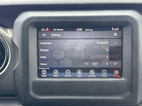 Used 2021 Jeep Gladiator Sport image 29