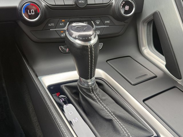 Used 2017 Chevrolet Corvette Stingray Coupe w/ 1LT RWD image 19