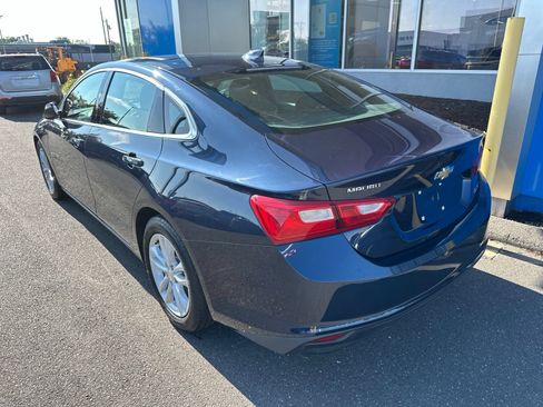 Used 2016 Chevrolet Malibu LT FWD image 7