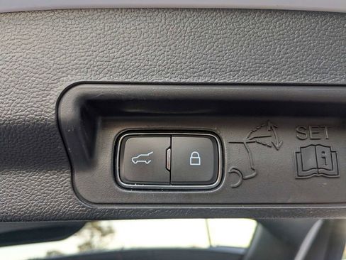 Used 2024 Ford Explorer XLT w/ Equipment Group 202A image 14