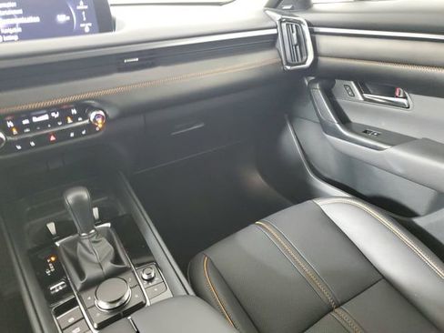 Certified 2025 MAZDA CX-50 AWD 2.5 S w/ Accent Package image 17