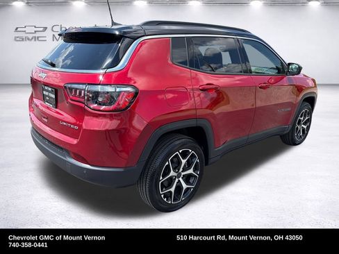 Used 2026 Jeep Compass Limited AWD/4WD image 13