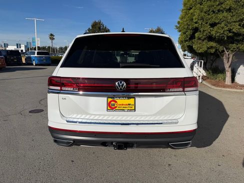 New 2026 Volkswagen Atlas SE image 5