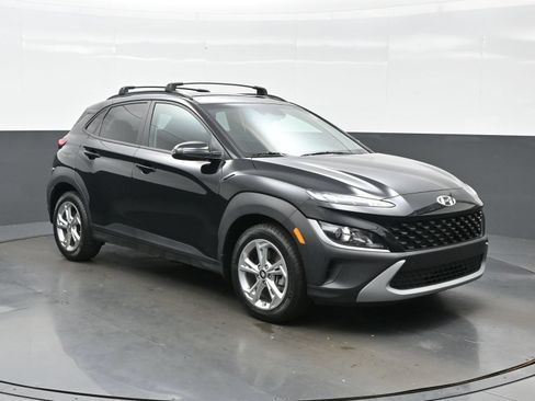Certified 2023 Hyundai Kona SEL AWD/4WD image 8