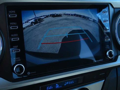 Used 2022 Toyota Tacoma SR5 image 25