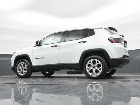Used 2025 Jeep Compass Sport AWD/4WD image 37