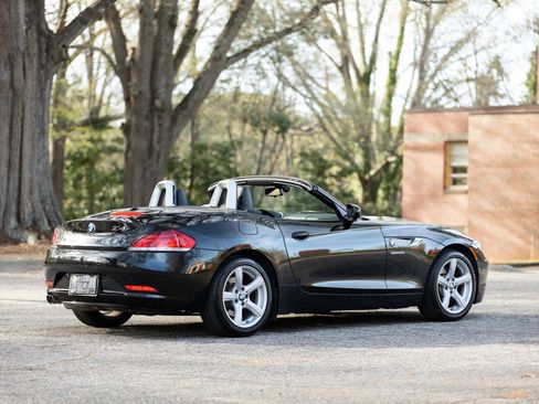 Used 2016 BMW Z4 sDrive28i image 7